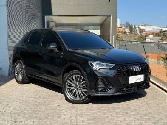 AUDI Q3 2.0 40 TFSI GASOLINA PERFORMANCE BLACK QUATTRO TIPTRONIC AUDI Q3 2.0 40 TFSI GASOLINA PERFORMANCE BLACK QUATTRO TIPTRONIC